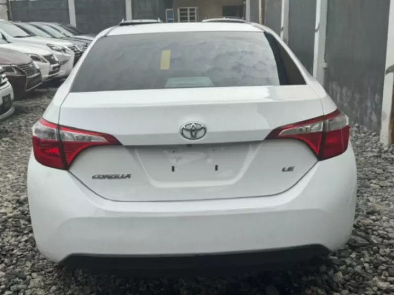 Toyota corolla   - 2016