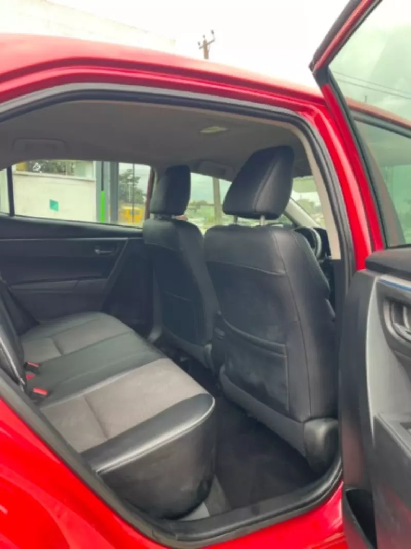TOYOTA Corolla   - 2015