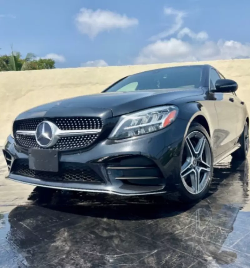 Mercedes-Benz C 300   - 2019