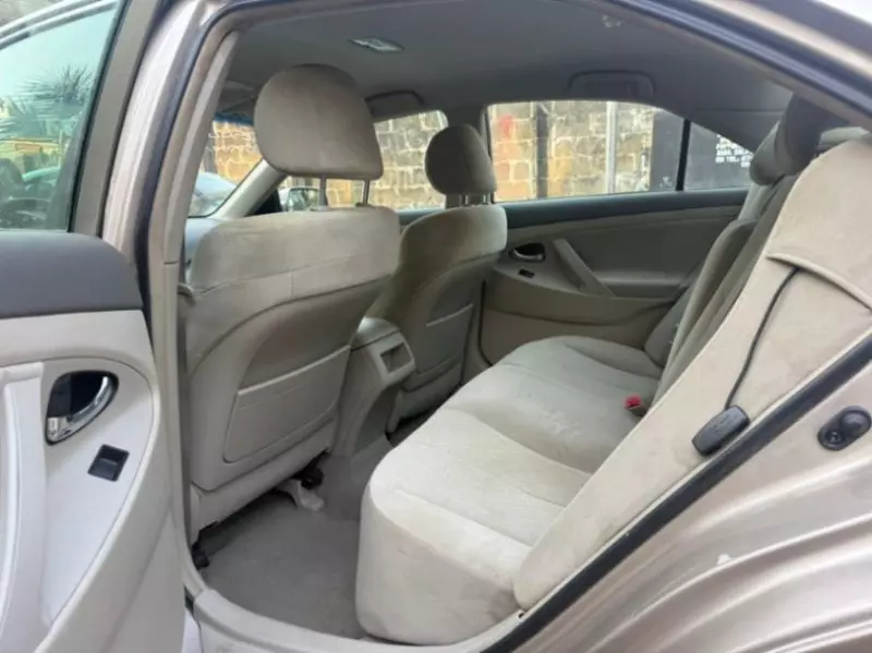 Toyota Camry   - 2007