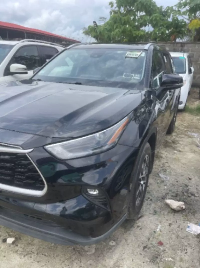 TOYOTA Highlander   - 2021