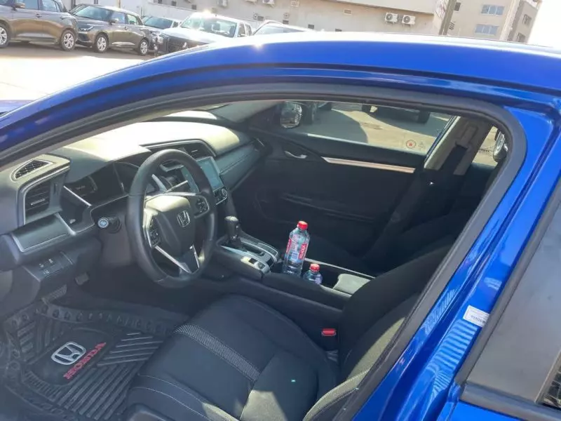 Honda Civic   - 2017