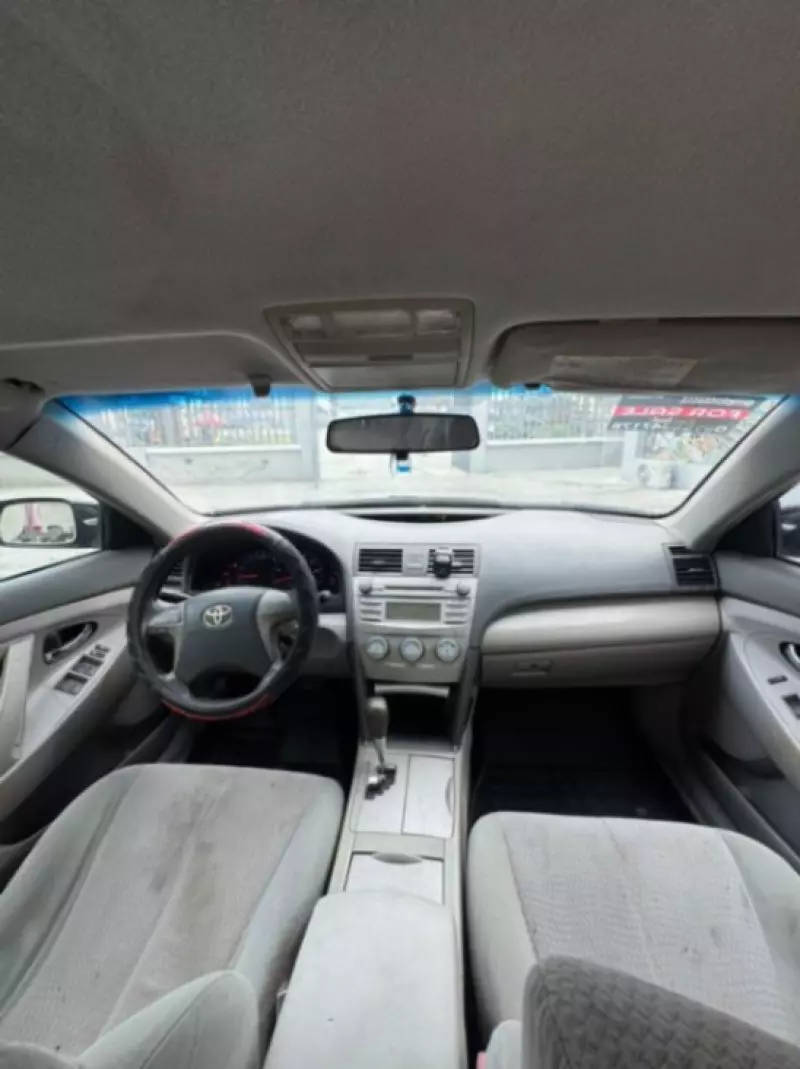 Toyota Camry - 2011