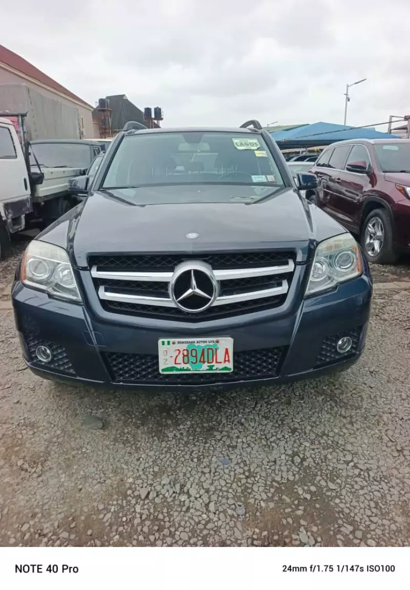 Mercedes-Benz GLK 350   - 2011