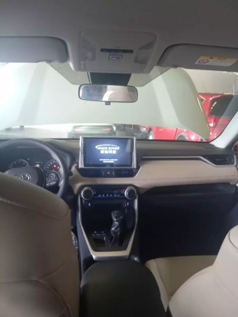 Toyota RAV 4   - 2020