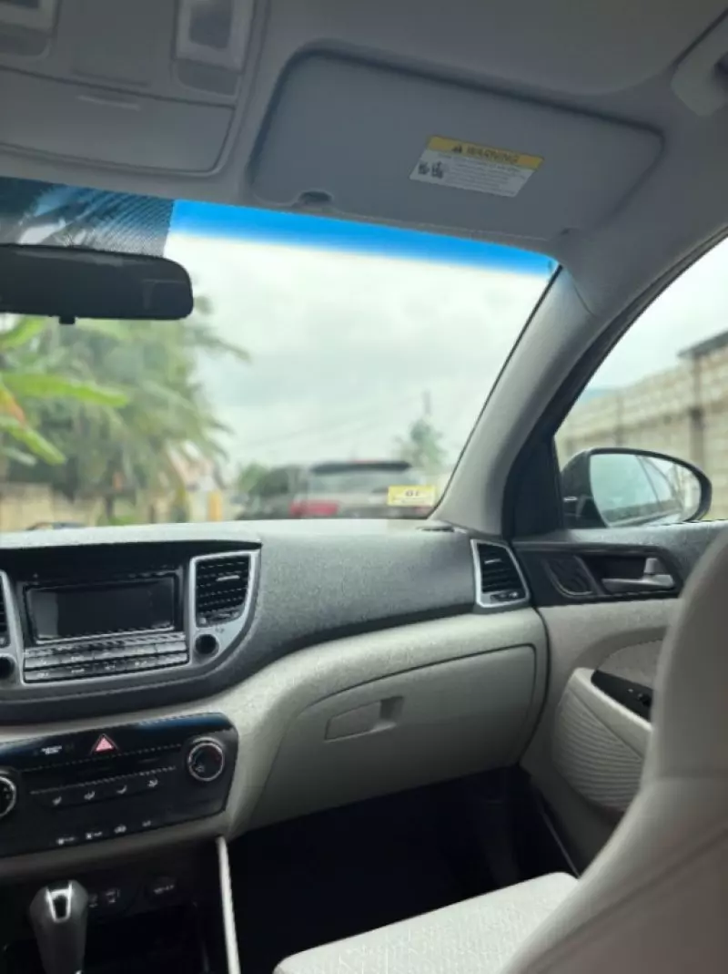 Hyundai Tucson   - 2016