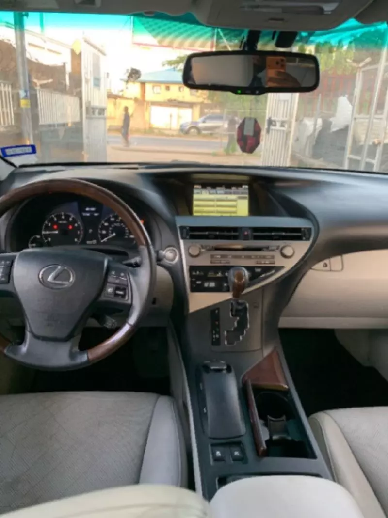 Lexus RX   - 2011