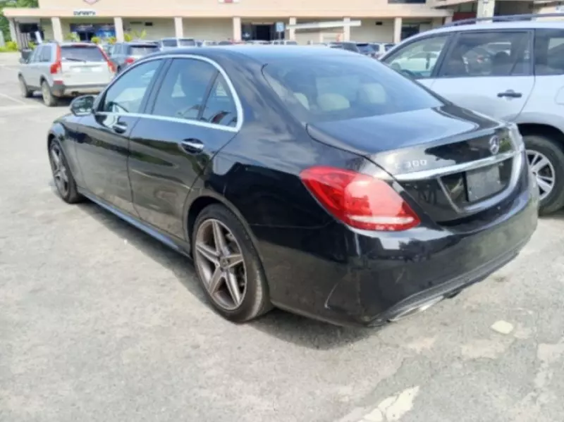 Mercedes-Benz C 300   - 2018