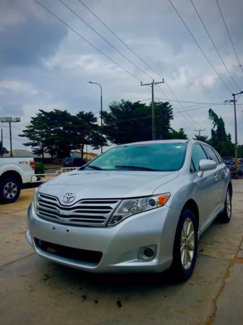 Toyota Venza   - 2013