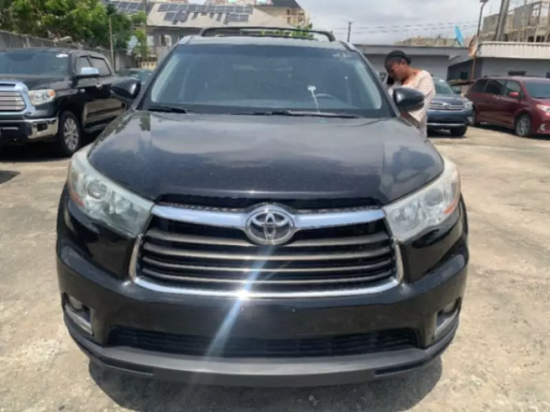 TOYOTA Highlander   - 2015