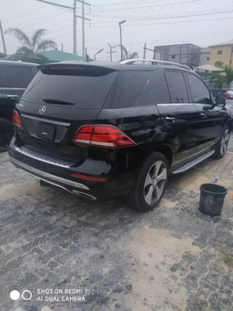 Mercedes-Benz GLE 350   - 2017