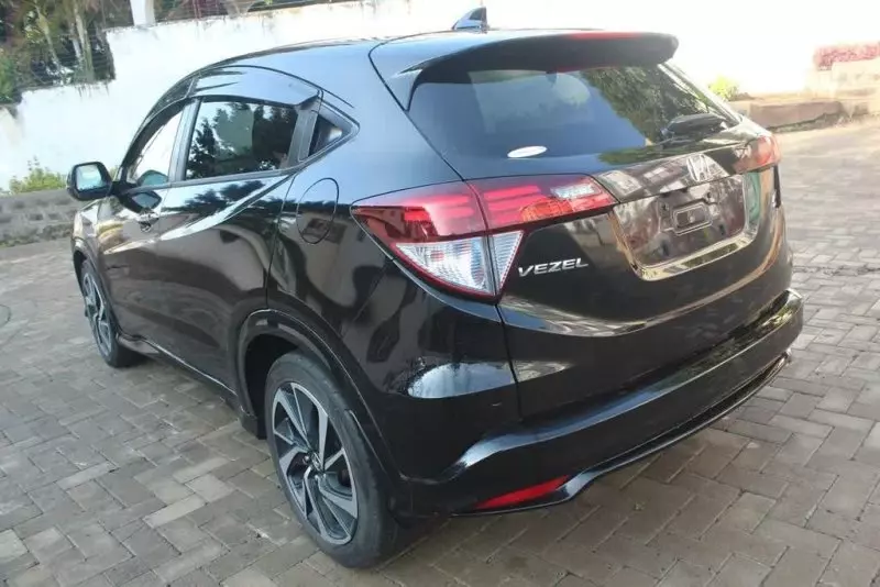 Honda Vezel    - 2018