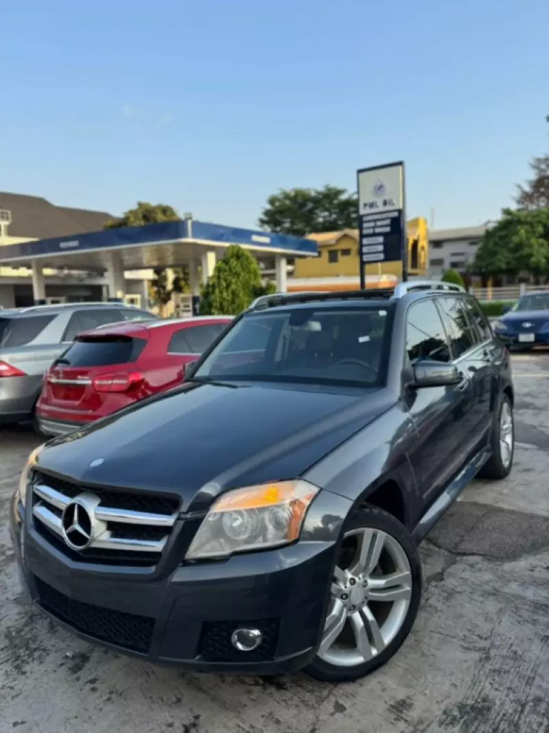 Mercedes-Benz GLK-Class   - 2010