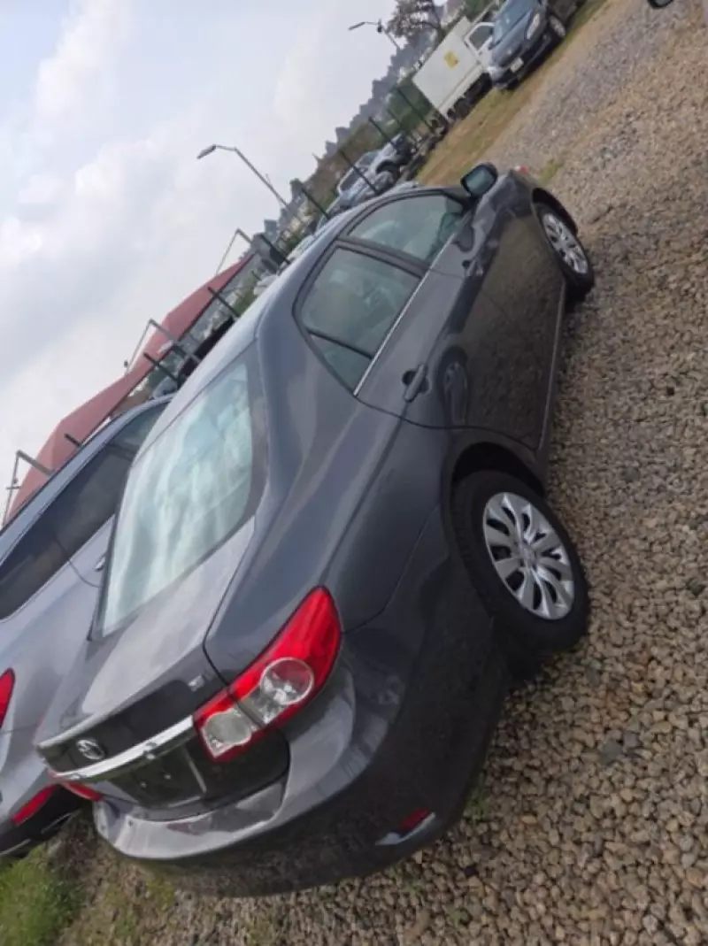 TOYOTA Corolla - 2013