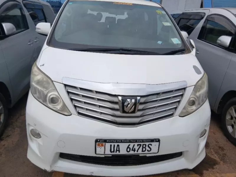 Toyota Alphard   - 2010