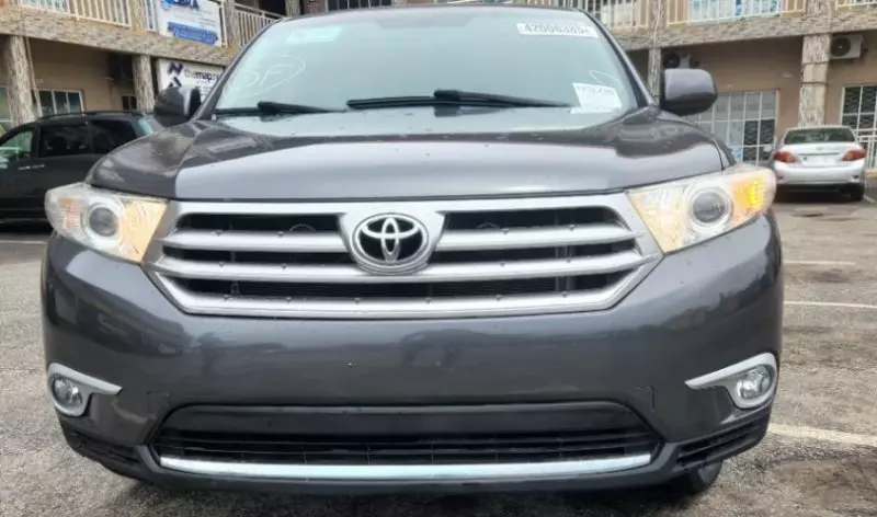 Toyota Highlander - 2012