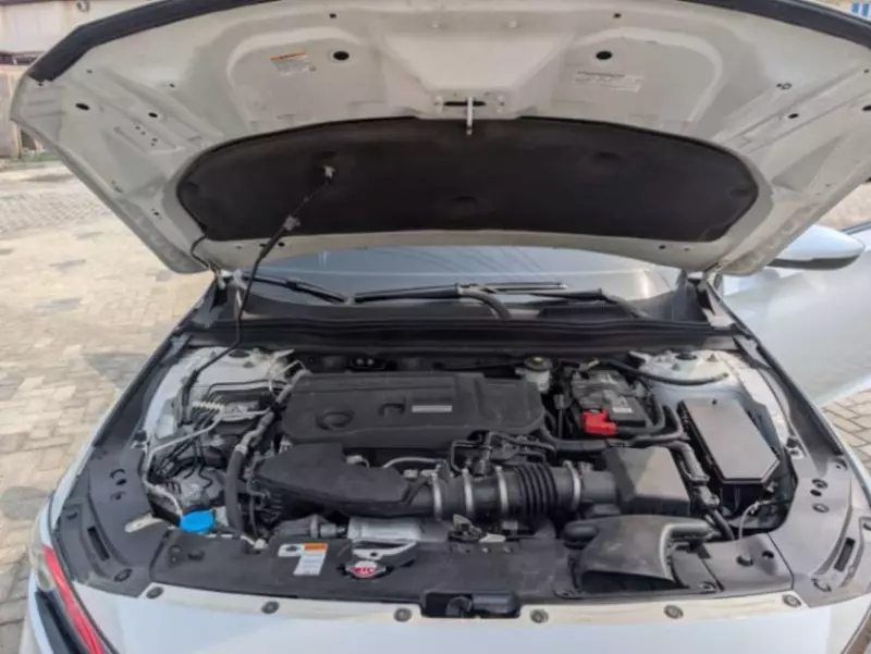 Honda Accord   - 2018
