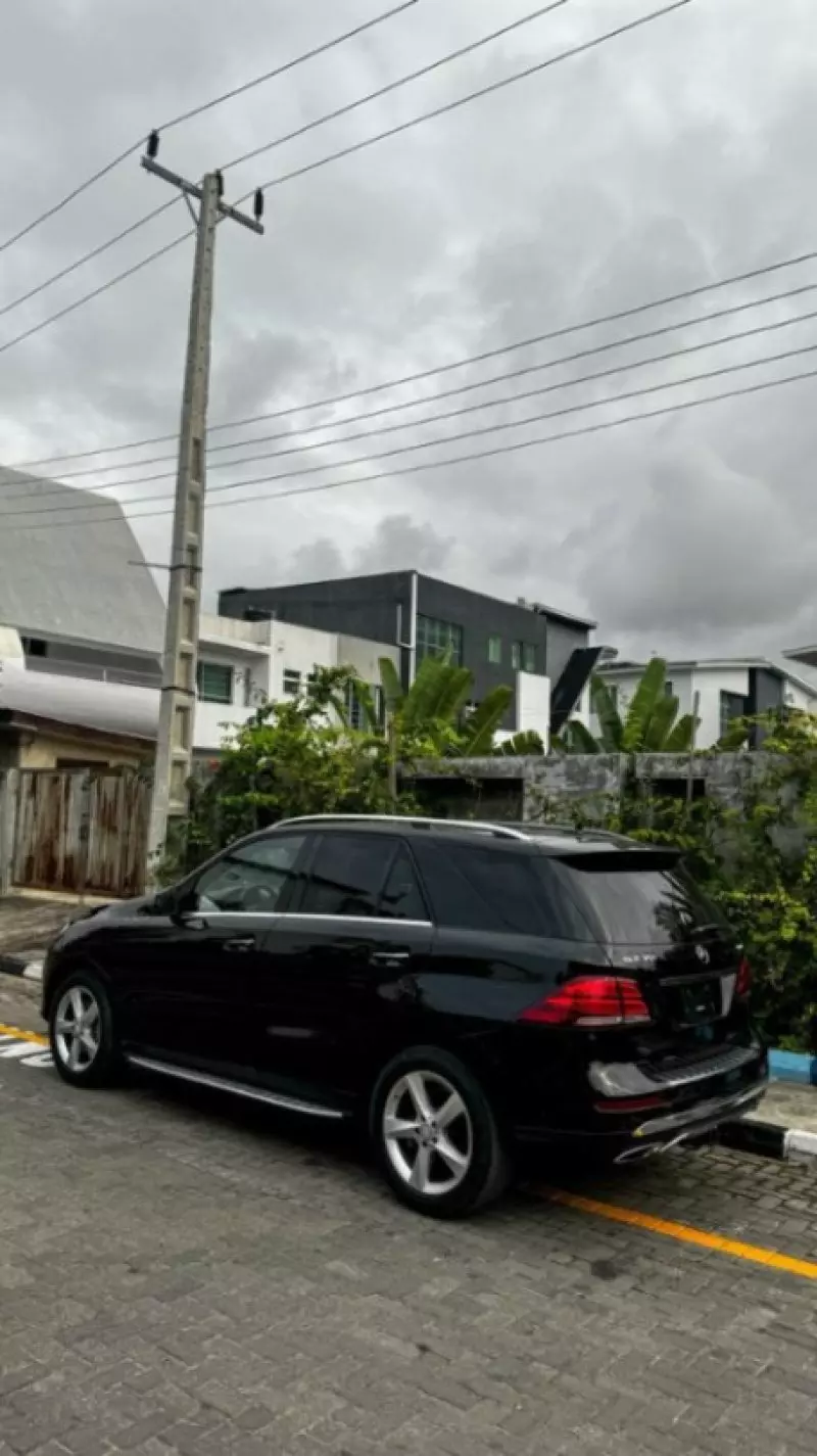 Mercedes-Benz GLE 350   - 2017
