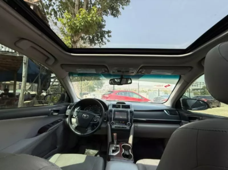 TOYOTA Camry   - 2012