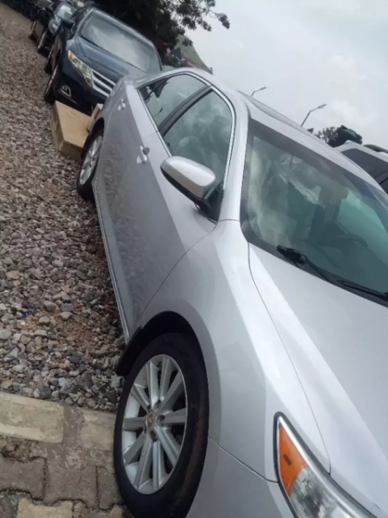 TOYOTA camry - 2014