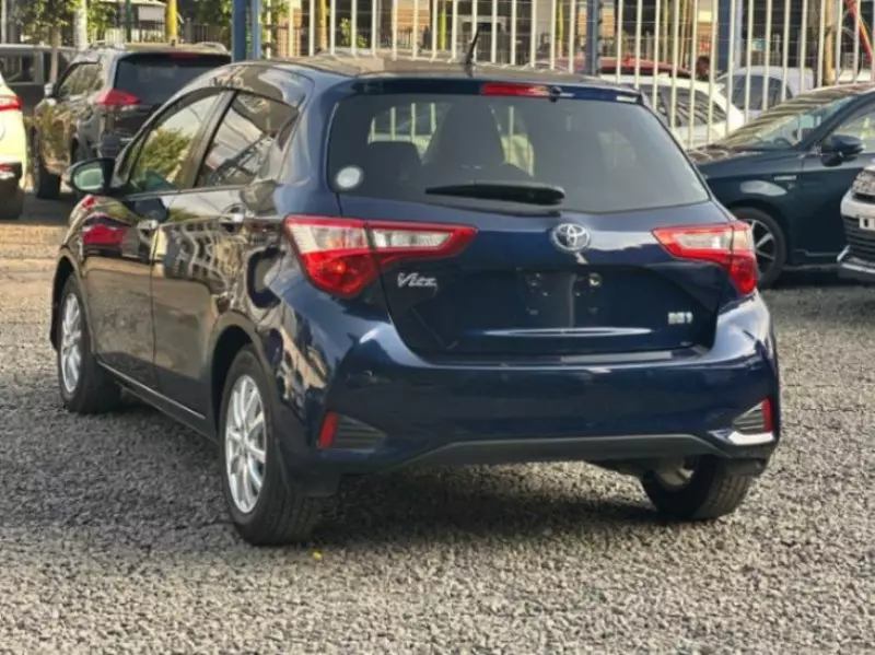 TOYOTA Vitz   - 2019