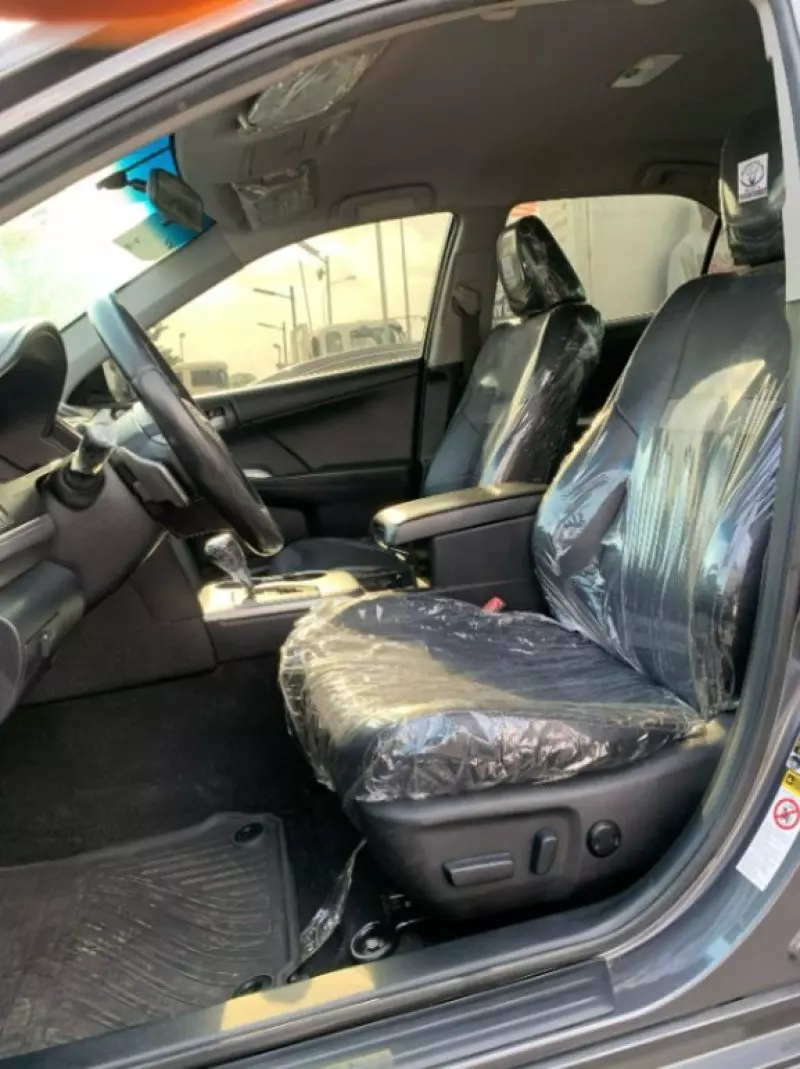 Toyota Camry   - 2014