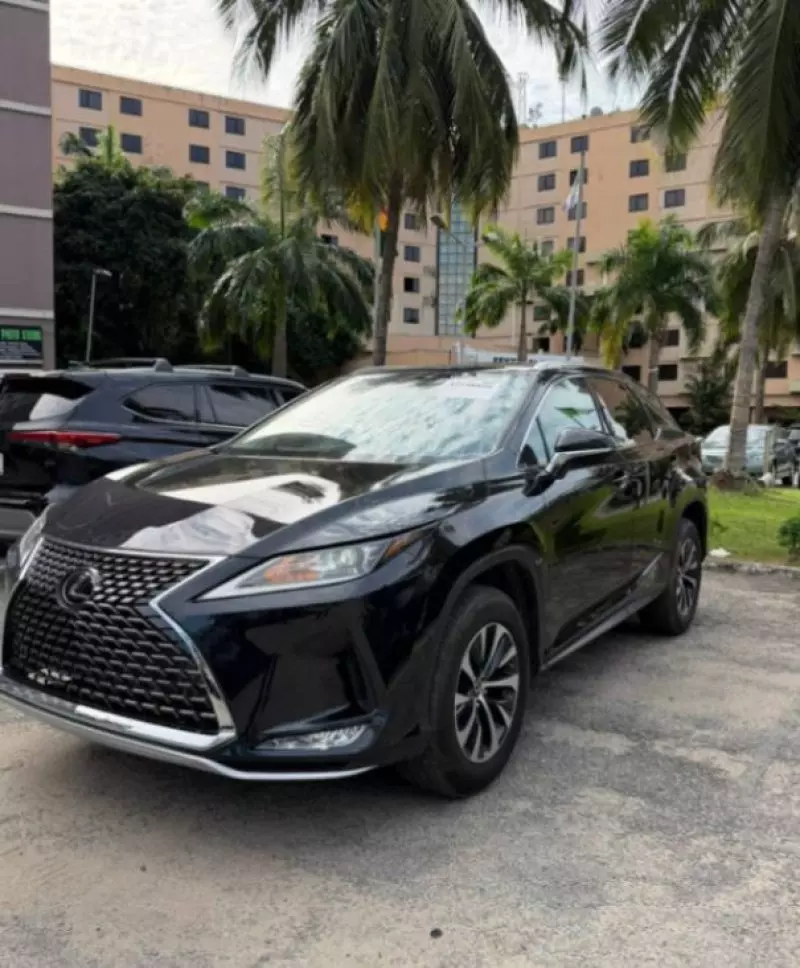 Lexus RX   - 2021