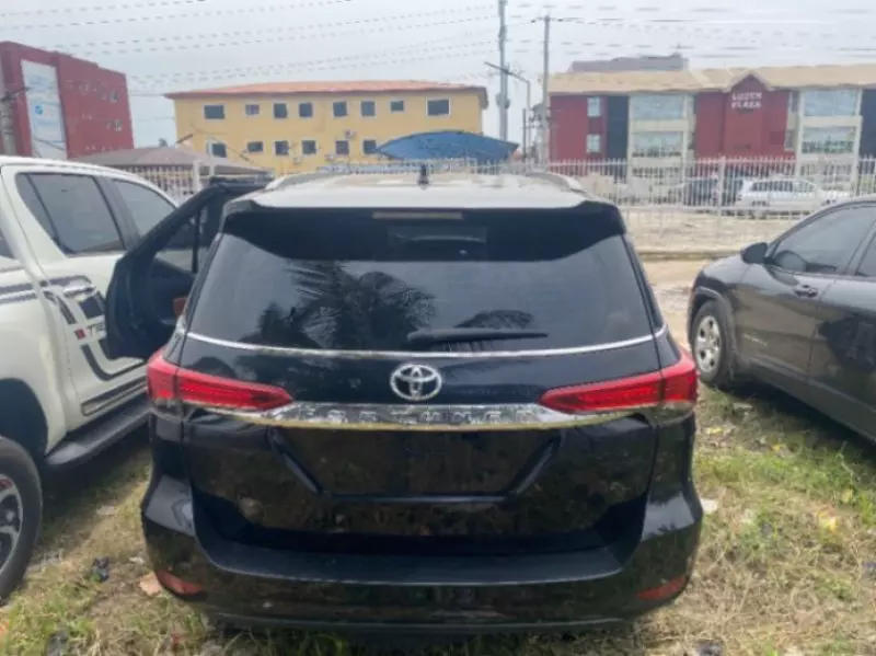 Toyota Fortuner   - 2019