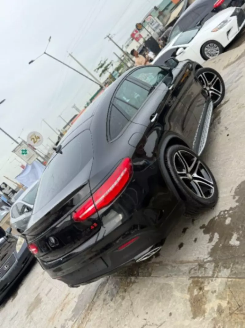 Mercedes-Benz GLE 43 AMG   - 2017