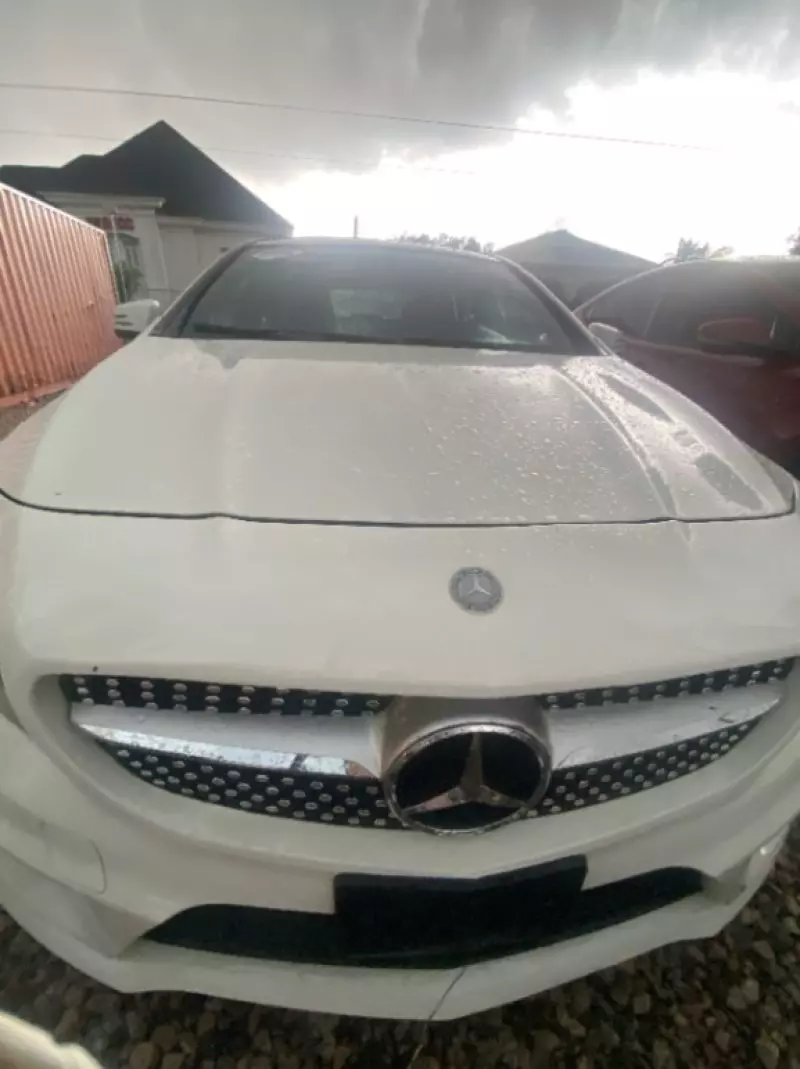 Mercedes-Benz CLA-Class   - 2015