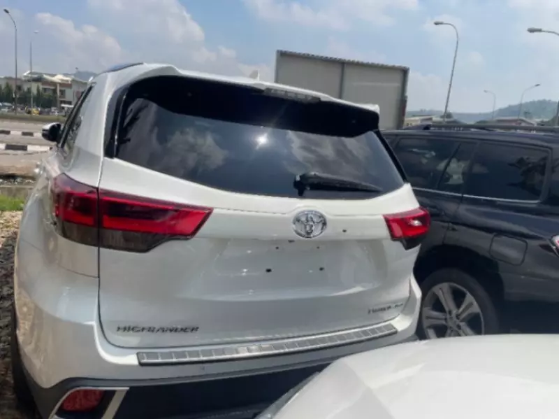 TOYOTA Highlander - 2017