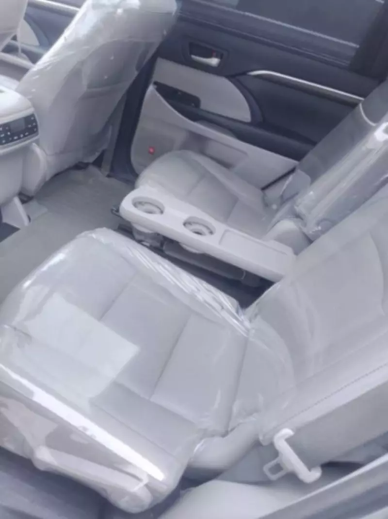 TOYOTA Highlander   - 2015