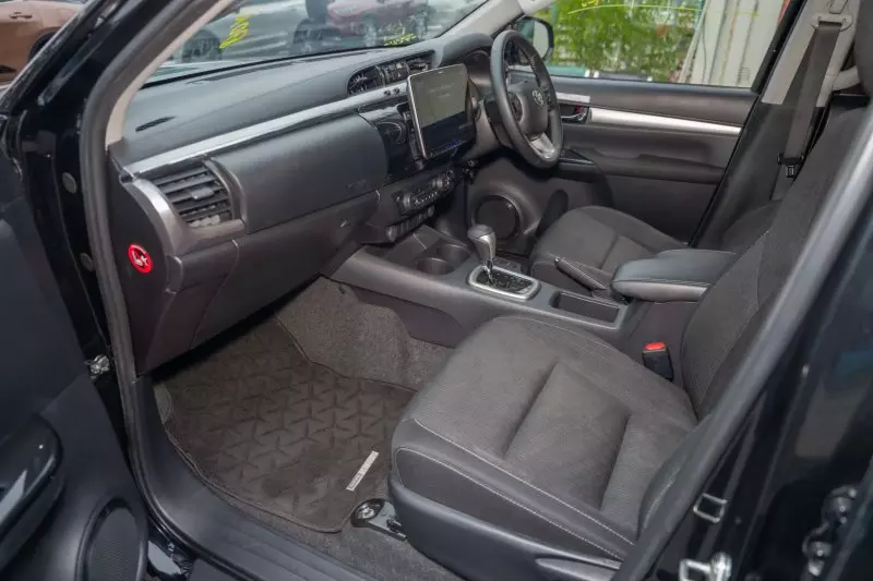 TOYOTA Hilux - 2022