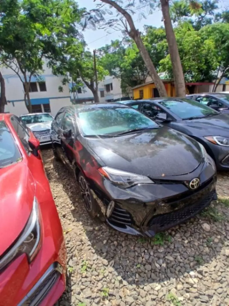 TOYOTA Corolla - 2016