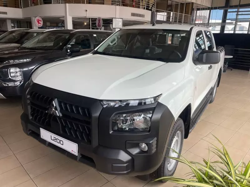 Mitsubishi L200   - 2025