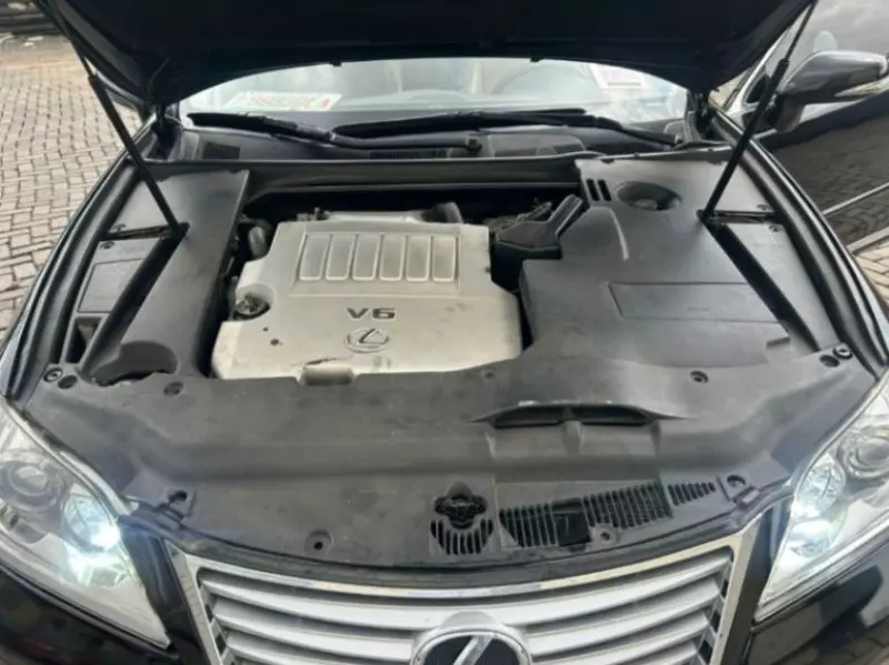 Lexus ES 350   - 2012