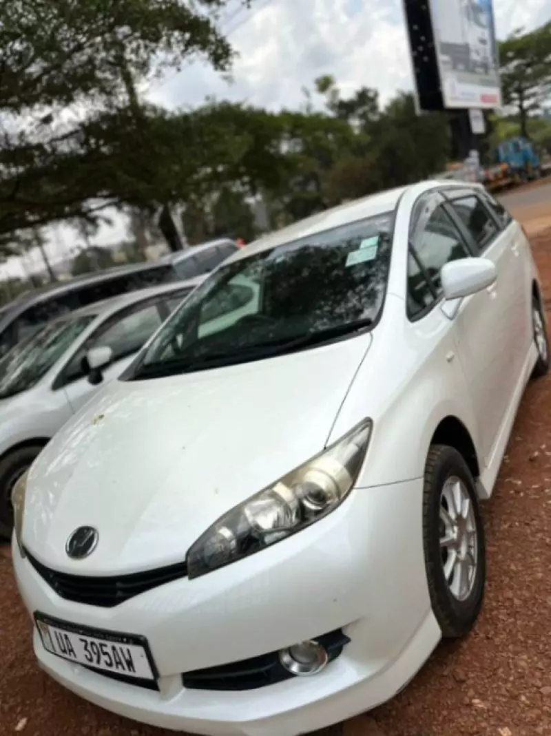 Toyota Wish   - 2014
