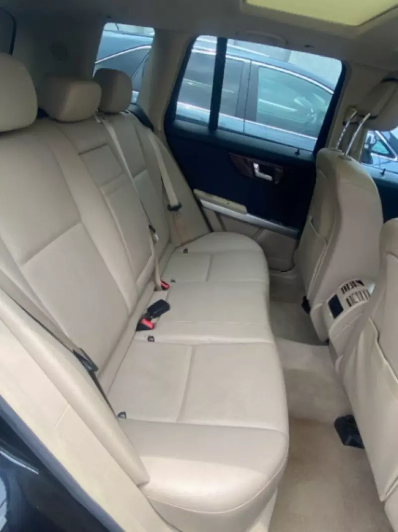 Mercedes-Benz GLK 350   - 2010