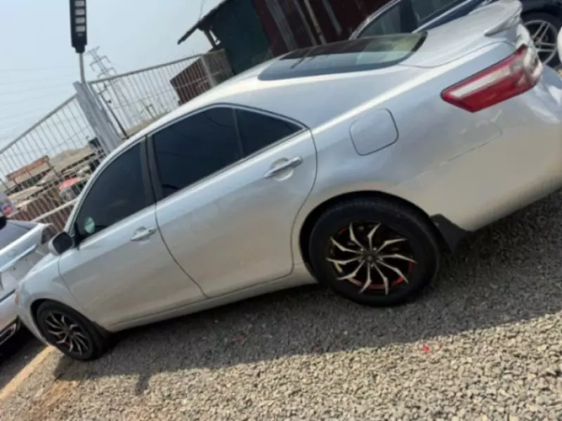 Toyota Camry   - 2007