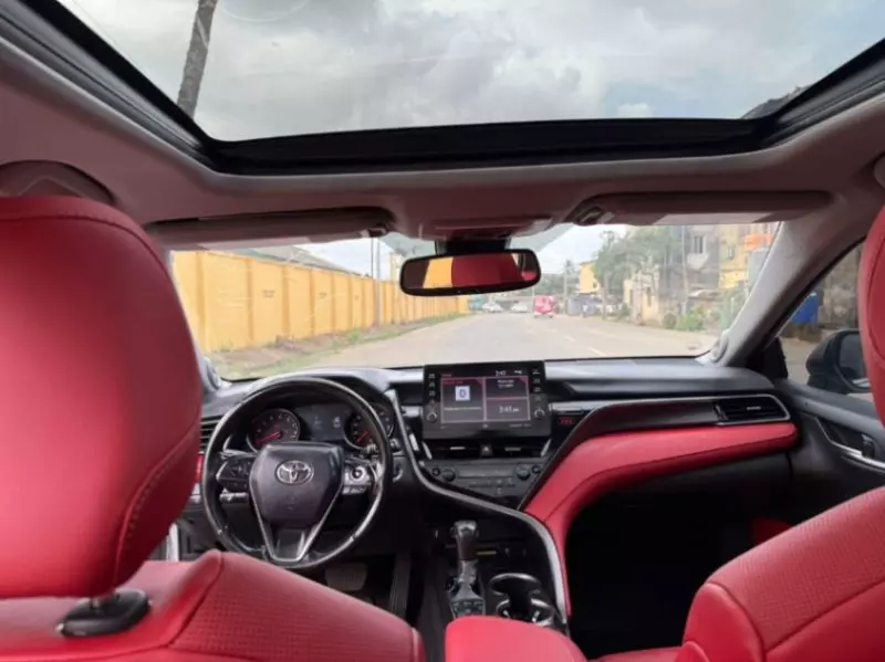 Toyota Camry   - 2023