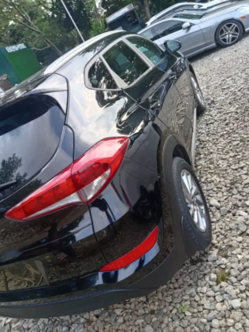 Hyundai TUCSON   - 2017