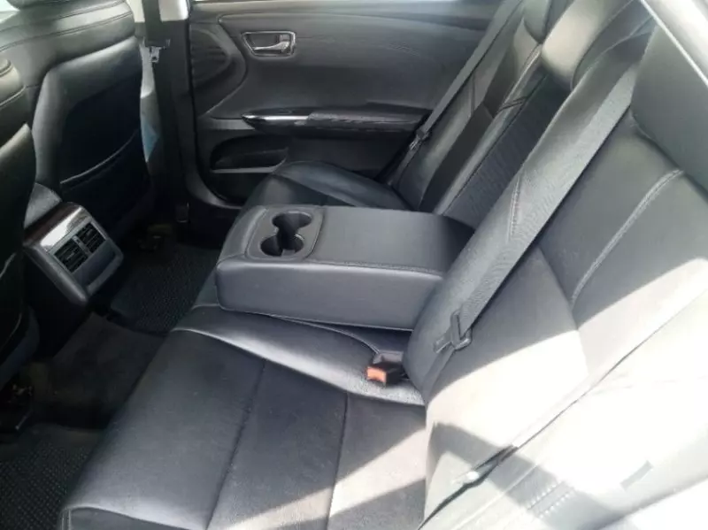 Toyota Avalon - 2014