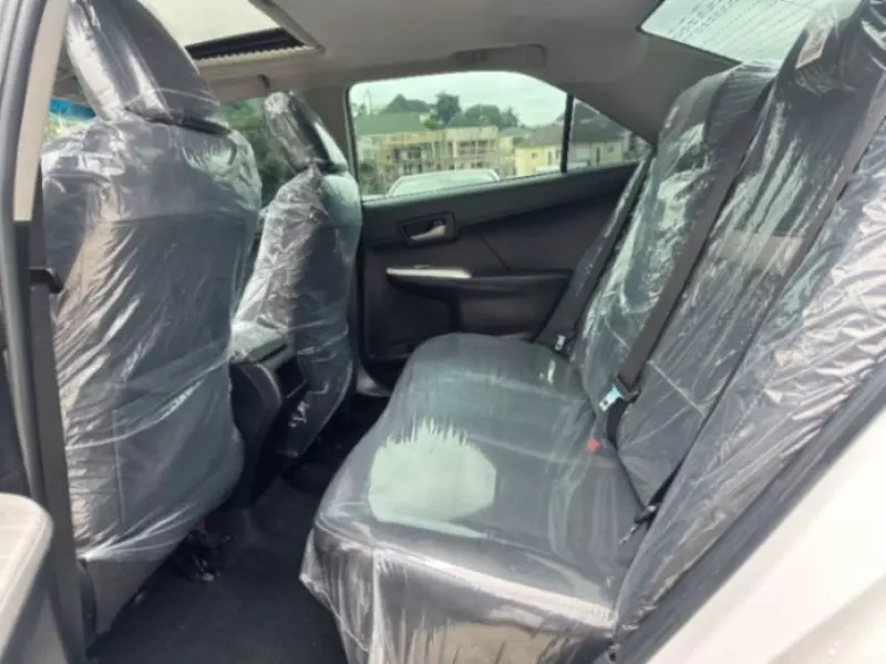 TOYOTA Camry - 2012