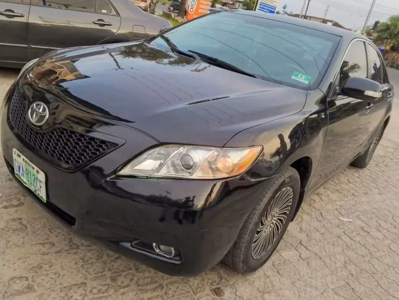 Toyota Camry   - 2008