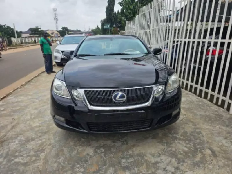 Lexus GS - 2010