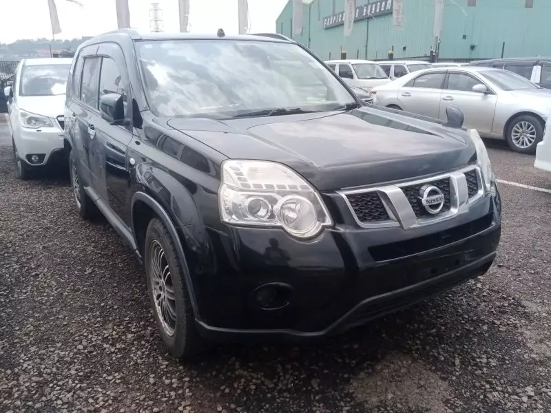 Nissan X-Trail - 2012
