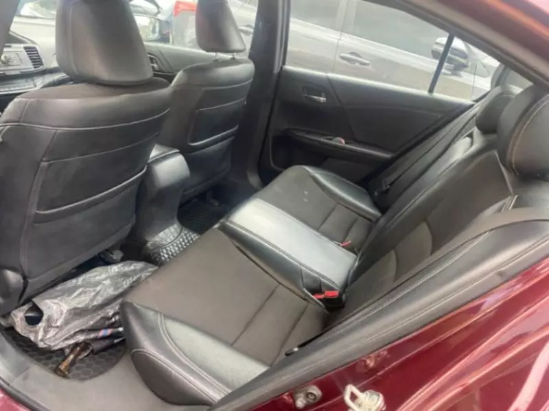 Honda Accord   - 2016