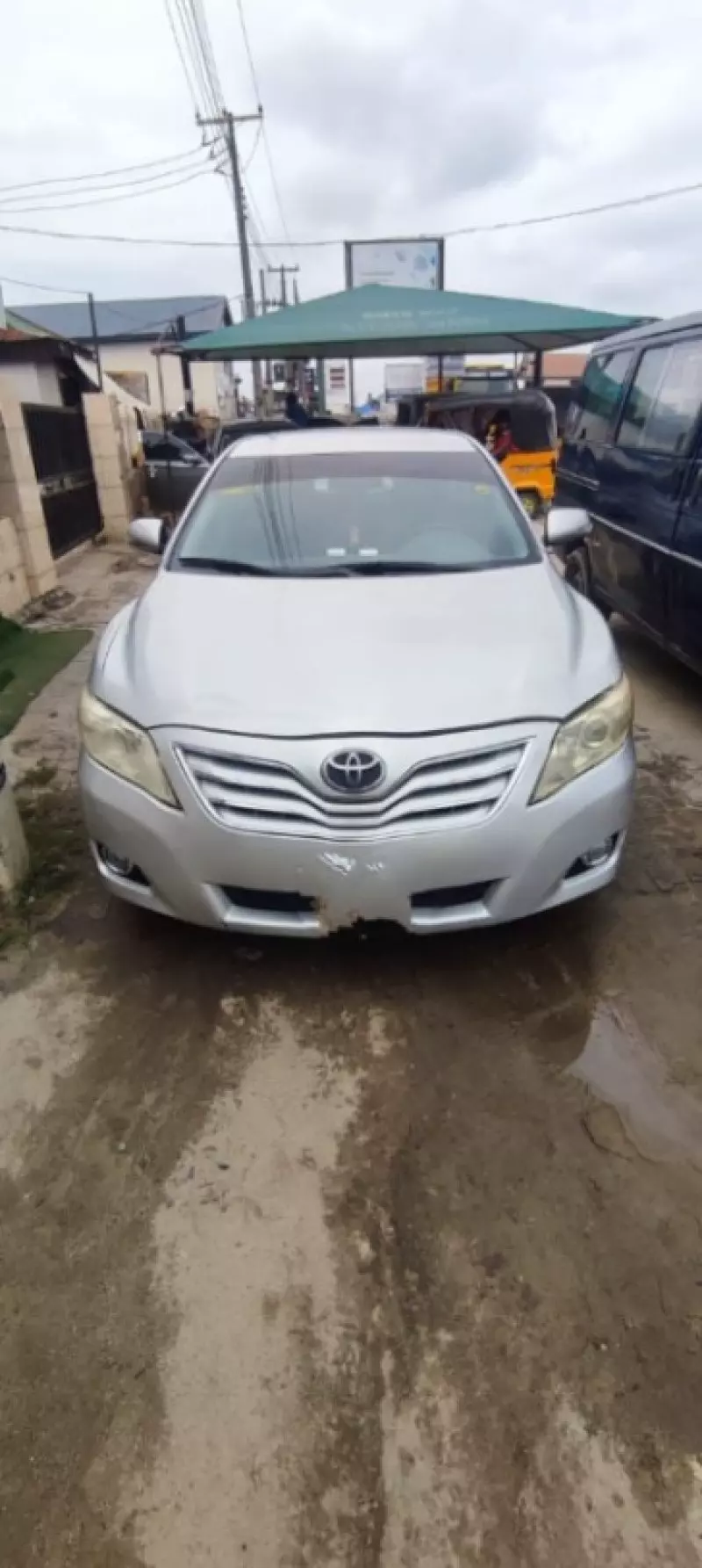 TOYOTA Camry   - 2011