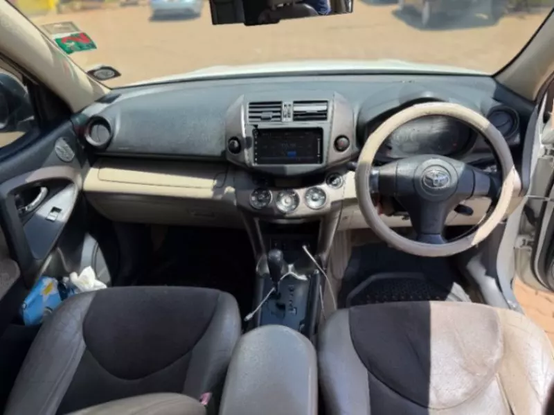 Toyota Vanguard    - 2007