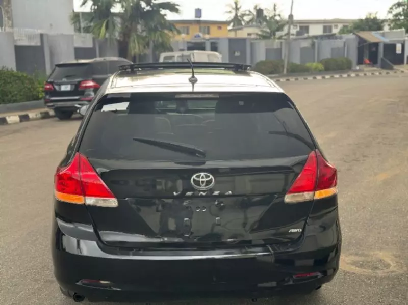 Toyota Venza - 2011